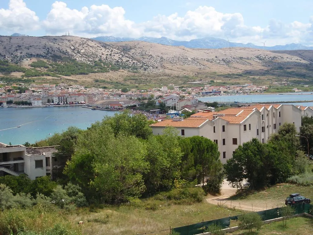 Apartments Ariana Pag Island Pag Town